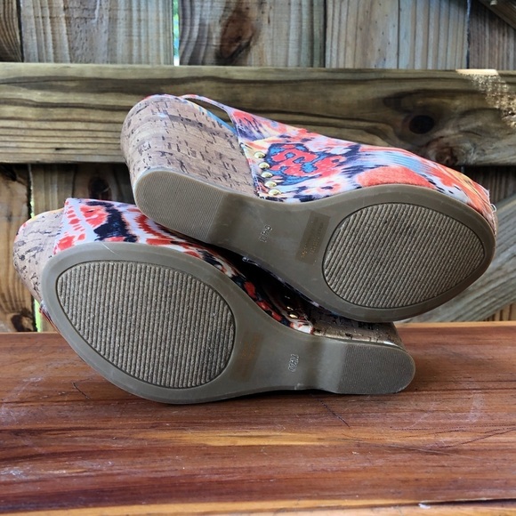 Guess Bright Multi Color Aztec Print Cork Wedges Size 6.5 - Picture 10 of 10